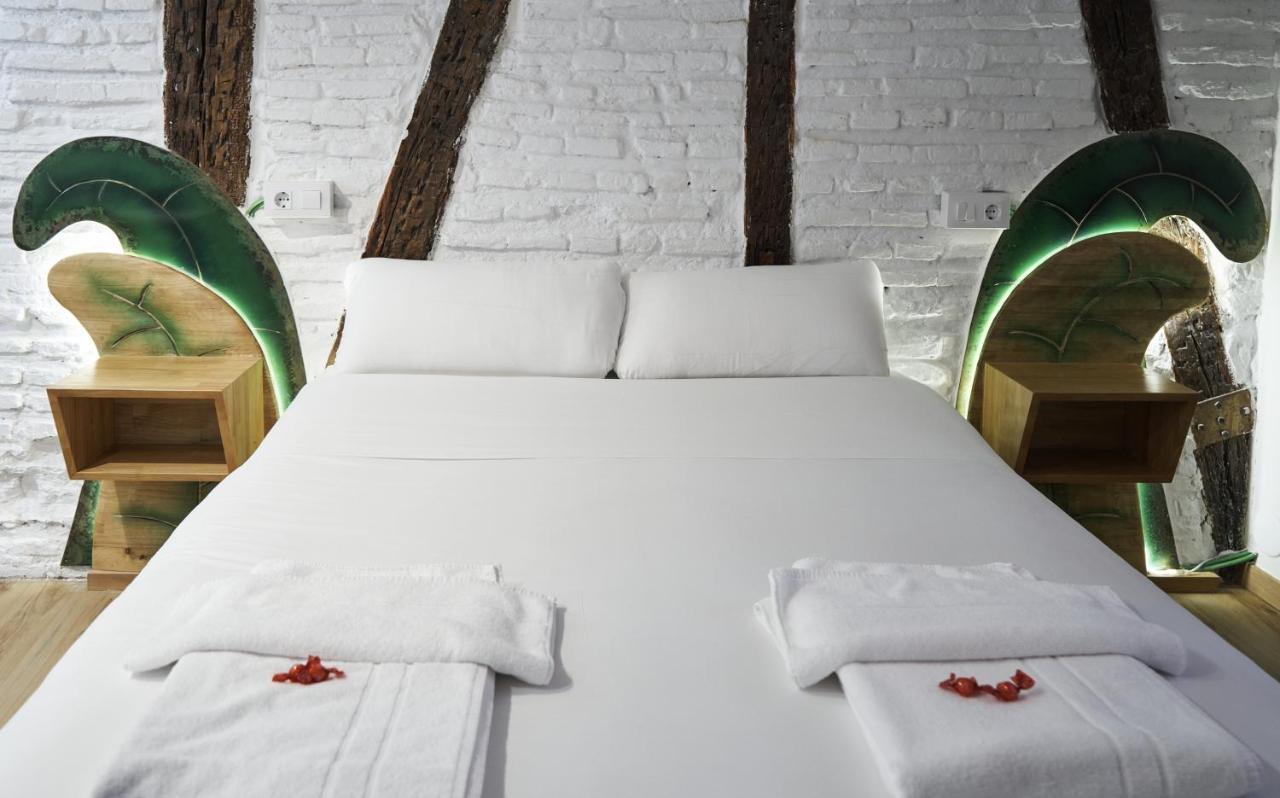 Guest house Pension Aliciazzz Bed And Breakfast Bilbao 2*