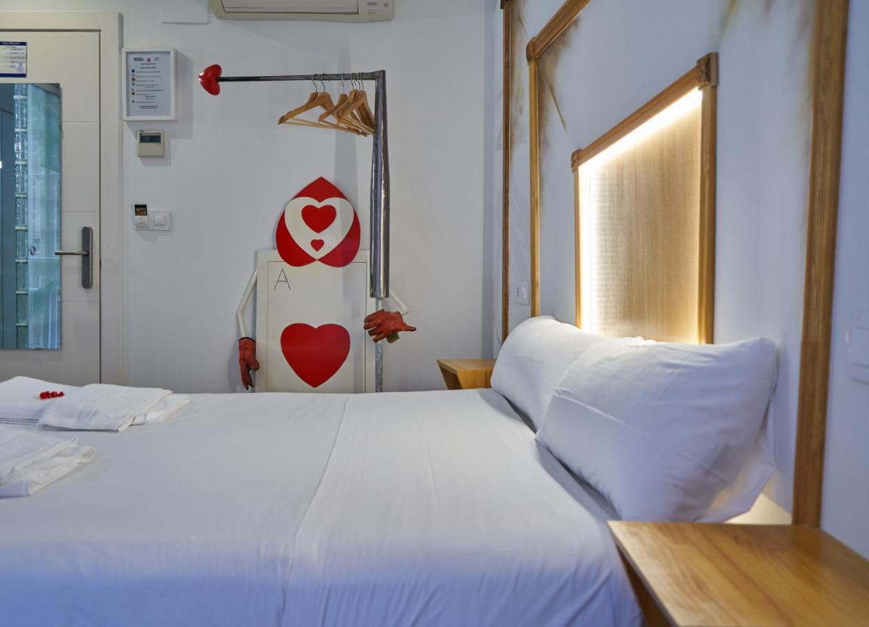 Guest house Pension Aliciazzz Bed And Breakfast Bilbao 2*