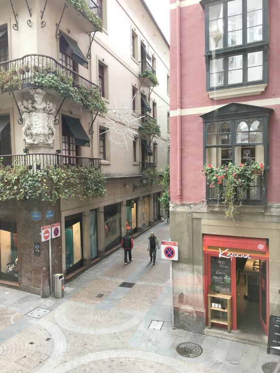 Pension Aliciazzz Bed And Breakfast Bilbao 2*