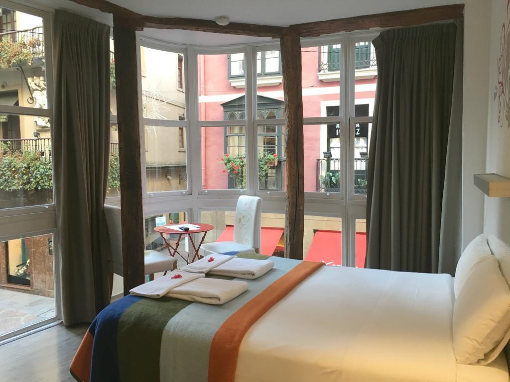 Pension Aliciazzz Bed And Breakfast Bilbao