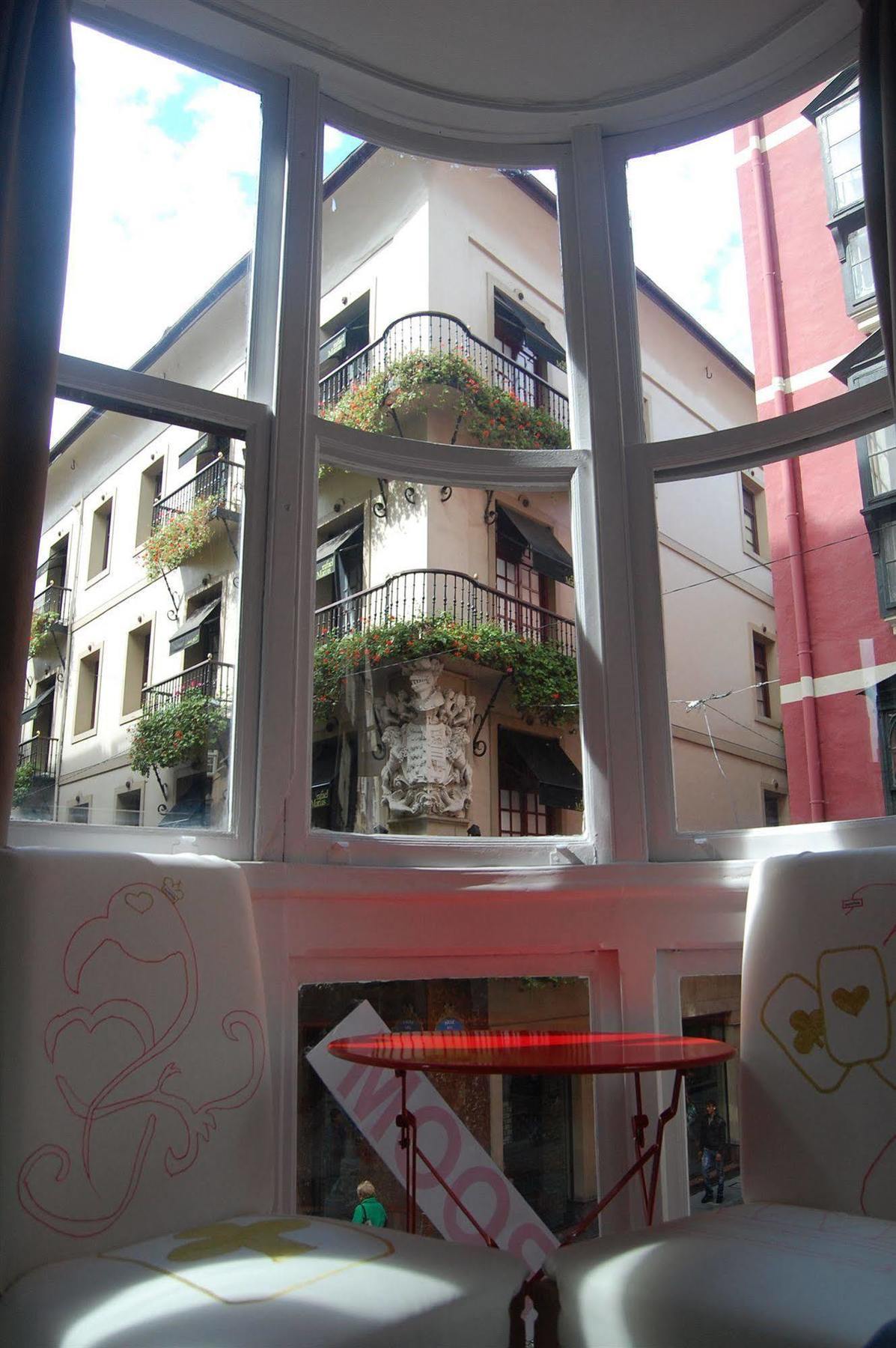 Pension Aliciazzz Bed And Breakfast Bilbao 2*